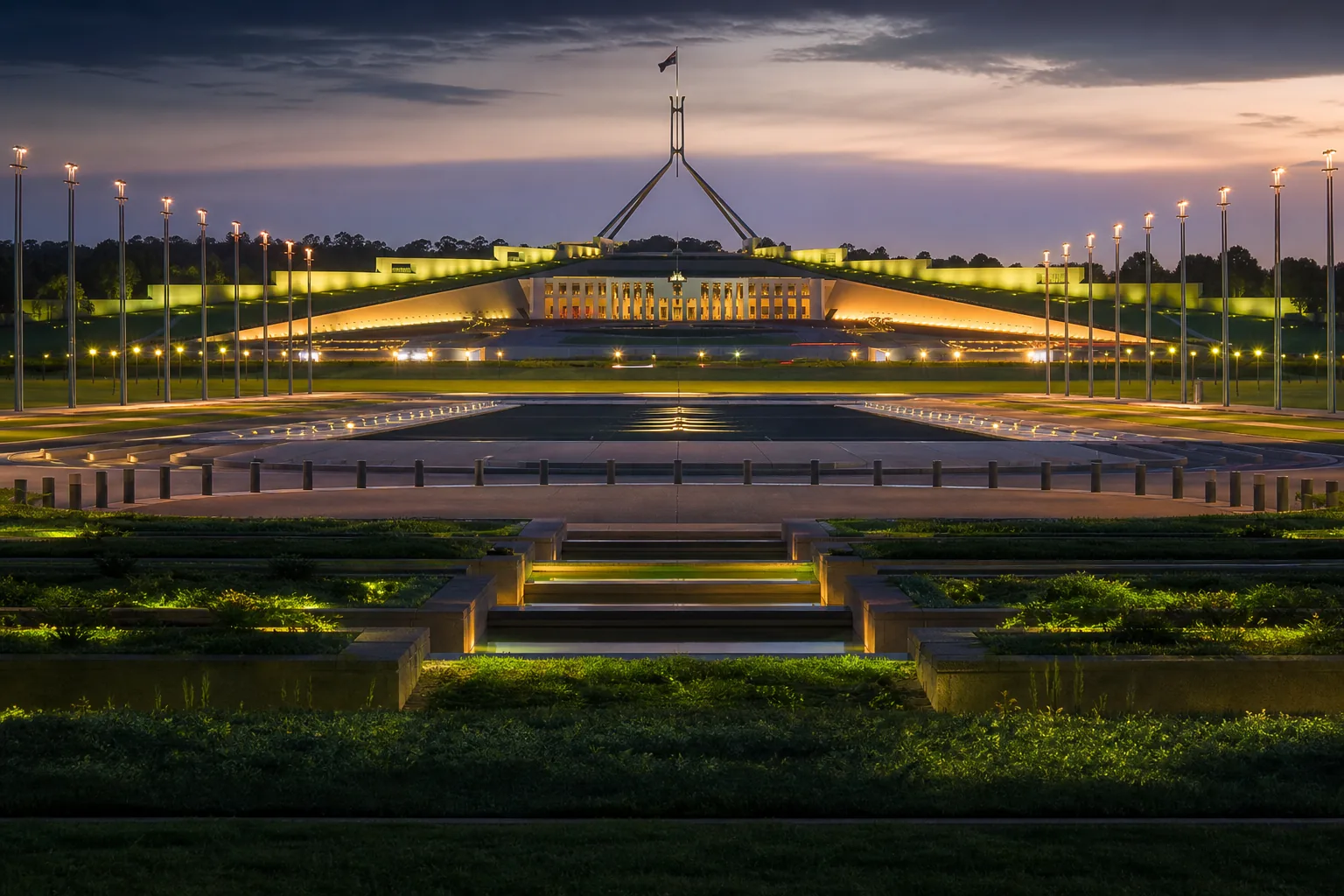 Editorial city guide graphic for Stake Casino readers in Canberra, ACT
